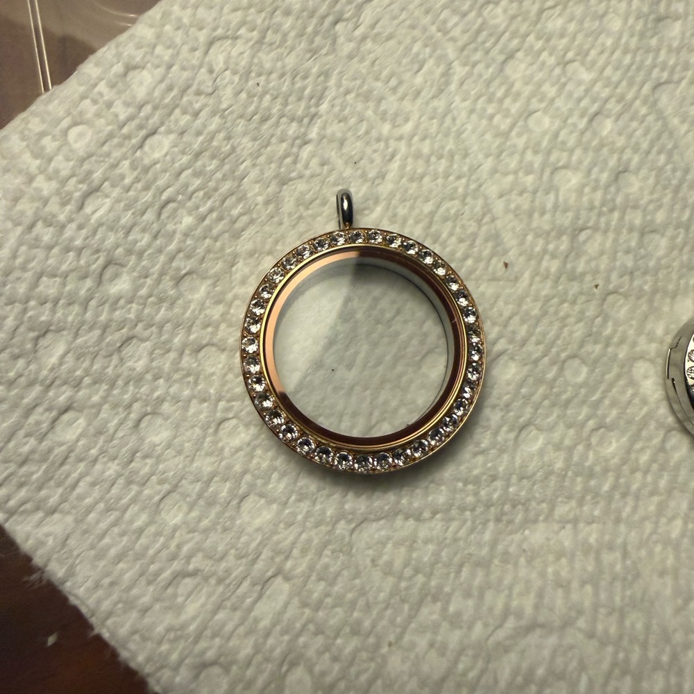 Origami Owl Large Rose Gold Locket
